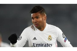 カゼミロ、戸愚呂兄風サングラスで屋内トレーニング 画像