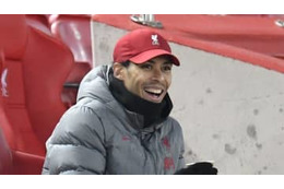 怪我のファンダイク、なんと5年の新契約結ぶ？ 画像