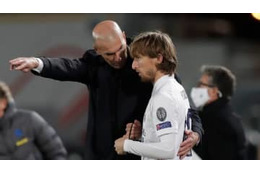 天才ジダン監督がパス出し！ レアルの「シュー練」がやっぱりすごい 画像