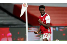 チェルシー戦で“謎”の超ゴール！ アーセナル19歳サカ、なんと「狙った」と豪語 画像