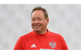 齊藤未月は必見だ！あのスルツキー監督が熱唱するマライア・キャリーが最高 画像