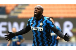 怪物vs巨神！ルカクが教えるコンテの「195cm鬼しごき」がおもしろい 画像