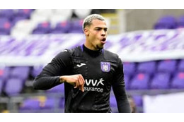 三好康児の同僚FW、クレイジー！「宿敵のユニで練習に来て警備員と揉み合う」 画像