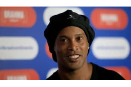 完全に「ウイイレ」の音声！ロナウジーニョ、ラッパープロデュースで成功 画像