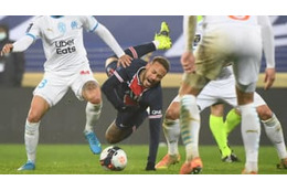 因縁ネイマールをぶっ潰す！マルセイユDFアルバロ、恐怖の鬼タックルがこれ 画像