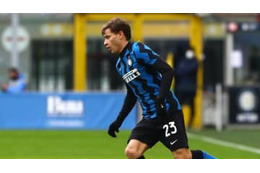 インテルMFバレッラ、23歳で3人目の子供誕生！美人嫁のスタイルもすごい 画像