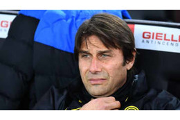 インテルのコンテ監督、主審からレッドカード！「問題シーン」がこれ 画像