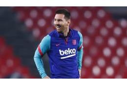 メッシにサインを貰ったファン、泣く 画像