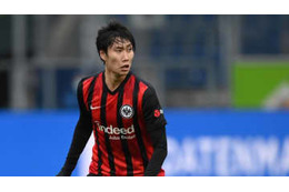 「なんてパスだ…信じられない」 鎌田大地、海外をザワつかせた“天才フィード”がこれ 画像