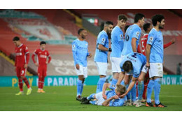 首グイッ…無双シティ、リヴァプール戦の“壁”がすごかった 画像