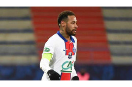 負傷中ネイマール、2026年までPSGと契約延長へ 画像