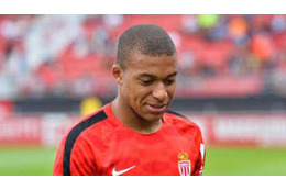 バルセロナ、エムバペ加入が目前だった…クラブがデンベレを選択 画像