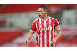 ストークで14年プレーのショウクロス、契約解除　電撃移籍へ 画像