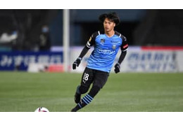 天才にしかできない！川崎MF三笘薫、開幕戦でやった「魔法トラップ」がこれ 画像