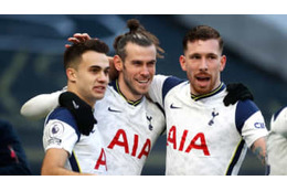 ボランチ転向！？ 逆襲ベイルの「神フィード」に海外ファンもザワつく 画像