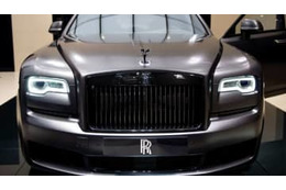 クルトワの4000万円愛車、故障してトラックで運ばれる 画像