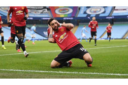 B・フェルナンデス、シティ戦のユニフォーム＆スパイクを売る！癌の兄妹支援へ 画像