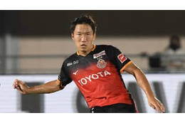 世界レベル！？名古屋MF稲垣祥、衝撃超ミドルの弾道がとんでもない 画像