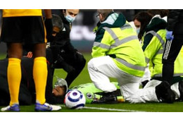 リヴァプール戦で衝撃失神…GKルイ・パトリシオ、意識回復に選手も監督も安堵 画像