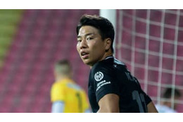 浅野拓磨、今季15ゴール目は「バウンドボールを冷静シュート」 画像