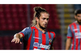 こりゃマジすげぇ！ゴールキックからの「ダイレクト超ロングシュート」 画像