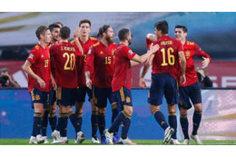 スペイン代表、エンブレムを変更！ 連盟ロゴは「超絶シンプル」に 画像