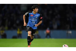 日本代表初招集の山根視来は日本人離れしてる！？鈴木隆行が「一番嫌」と絶賛 画像