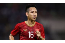 松井大輔らがプレーのベトナムで「衝撃の殺人タックル」…脛が折れる（閲覧注意） 画像