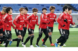 JFA100周年ユニ、日本代表チームに届く！実物はこんな感じ 画像