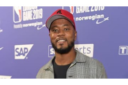 エヴラ、テンションMAXでイカツい車を飛ばす 画像