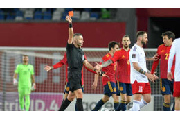 殺す気か…スペインの至宝ペドリがやられた「非道タックル」がひどい 画像