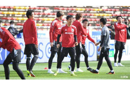 日本代表 vs U-24日本代表！ トップ選手たちの「鳥かご練習」を比べて見る 画像