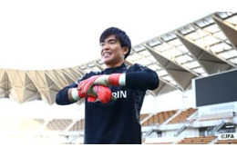 日本代表GK西川周作、キック弾道がすごすぎ！前川黛也も「金とれる」と脱帽 画像
