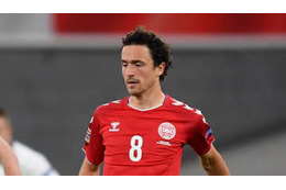 ドルトムントMFディレイニー、代表練習で奇跡の「スコーピオンシュート」決める 画像