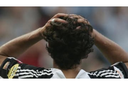 エイプリルフールで嘘のクビ報道された監督、本当にチームを去ってしまう 画像