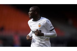 人種差別に怒り…バレンシア、試合中に選手全員を引き上げさせる 画像