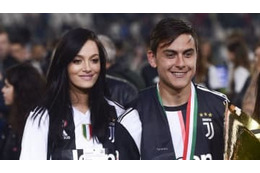 ディバラ彼女「トリノは退屈」 画像