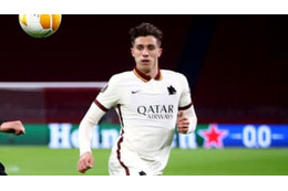 これはひどい…ボールボーイがローマ選手の顎にボールをブチ当てた衝撃シーン 画像