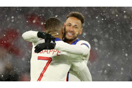 「エムバペのおかげ。彼は誰にでもやさしい」 親友ネイマールが感謝感激 画像