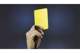 スペイン下部で「ガチ殴り合いの喧嘩」選手やファンが大乱闘 画像