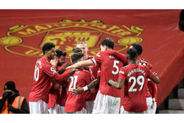 ユナイテッド、観客席を覆う「大旗」が変わる！その理由がおもしろい 画像