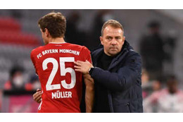 バイエルン、フリック監督の退任決定　ミュラー「理由を教えてくれない」と反応 画像