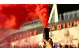 アーセナルファンの猛抗議は無意味？「クロエンケが批判にメッチャ強い理由」 画像