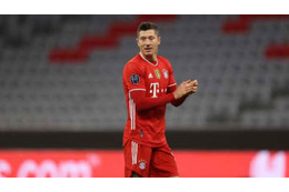 レヴァンドフスキ、今夏移籍も？ 複数クラブが代理人に接触 画像