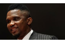 エトー、救急車10台を寄付。8000万円 画像