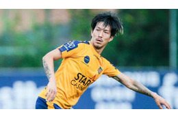 小林祐希、騒動後初ゴールでチームを救う！ 味方の反応はこんな感じ 画像