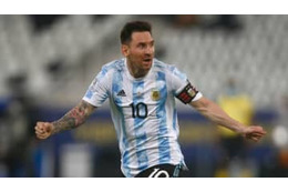 メッシ、コパ・アメリカで「鬼曲がりフリーキック」！因縁チリ相手のゴールシーンがこれ 画像