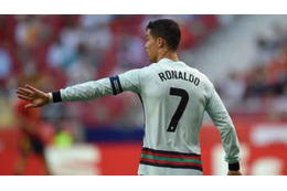 ロナウドの“排除”で…コカ・コーラ社の市場価値が4000億円下落？ 画像