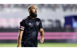 「咥え煙草でもやれるかと…」イグアイン、MLSを舐めてたと告白 画像