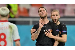 「お前の母をヤるぞ」発言のアルナウトヴィッチ、出場停止に 画像